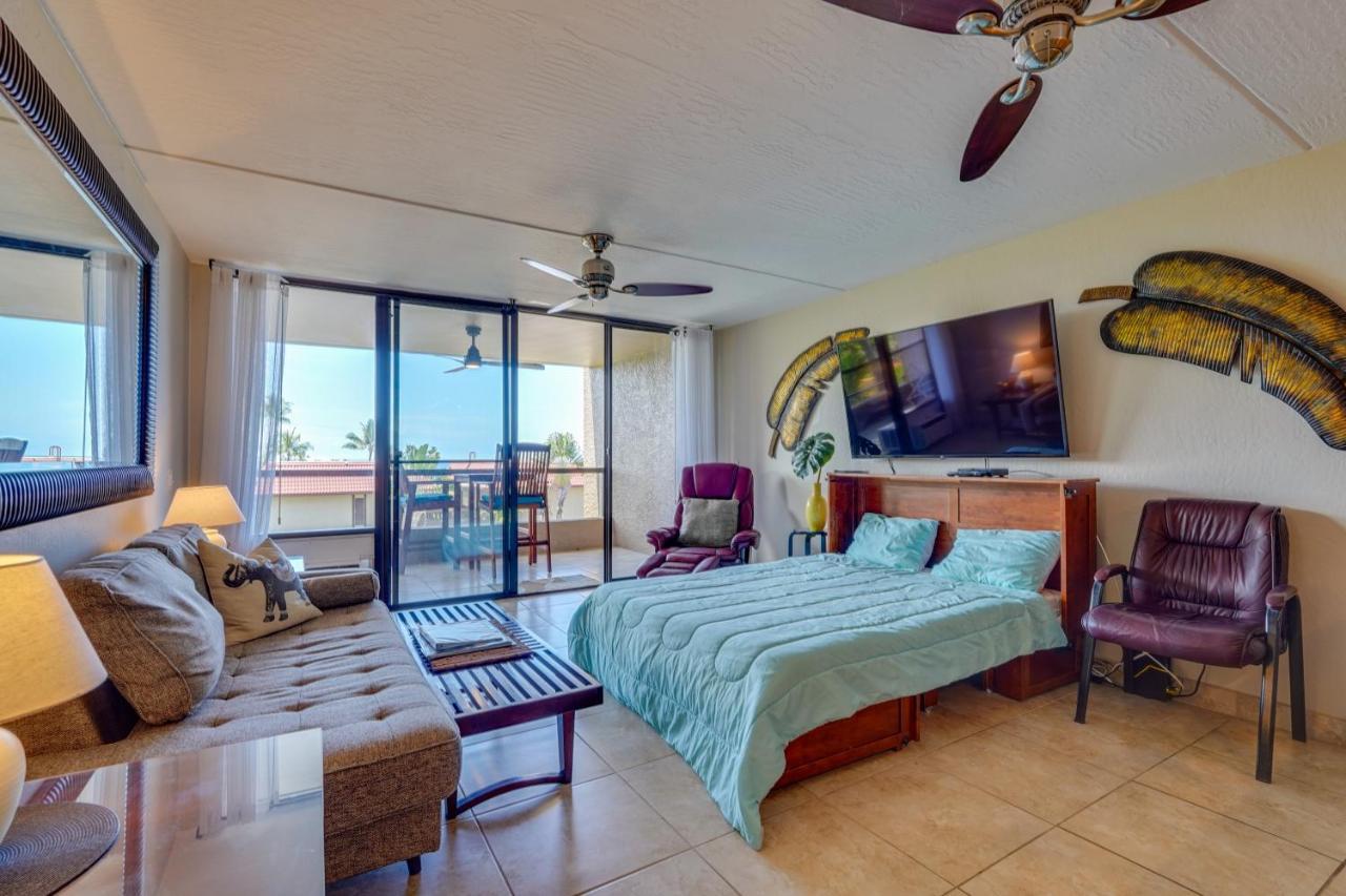 Kona Pacific Top Floor Retreat Ocean View And Pool! Kailua-Kona Luaran gambar